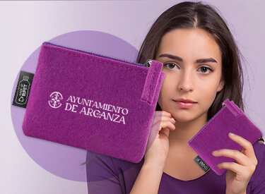 monedero morado personalizado